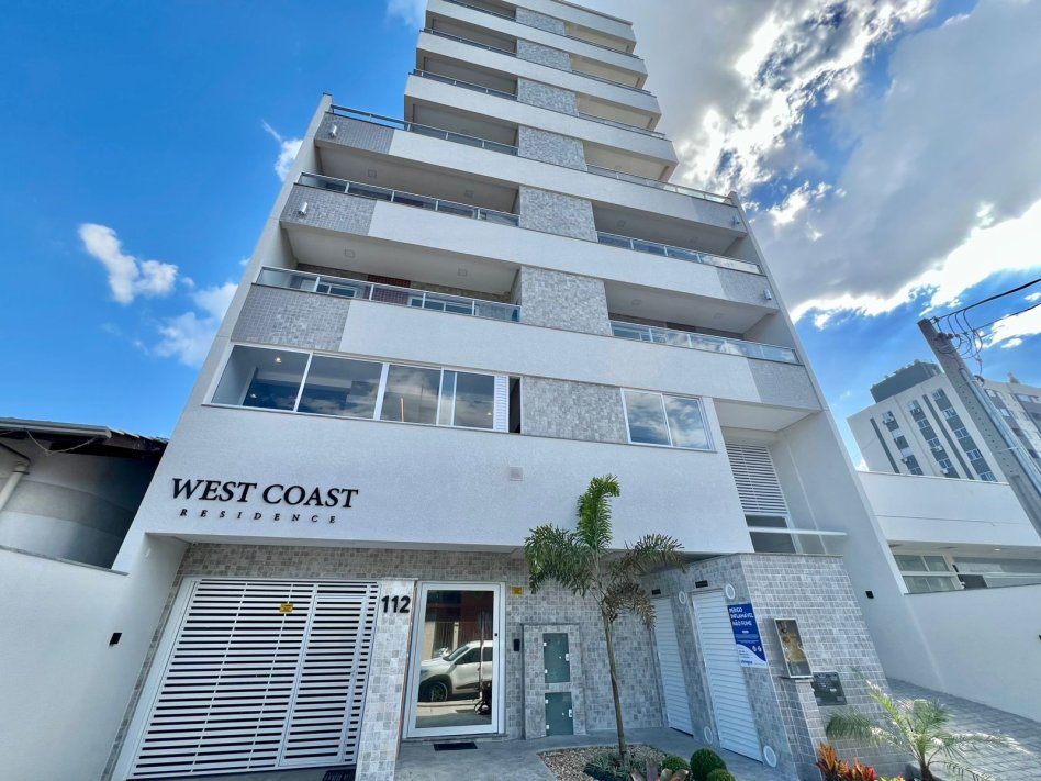 WEST COAST RESIDENCE 