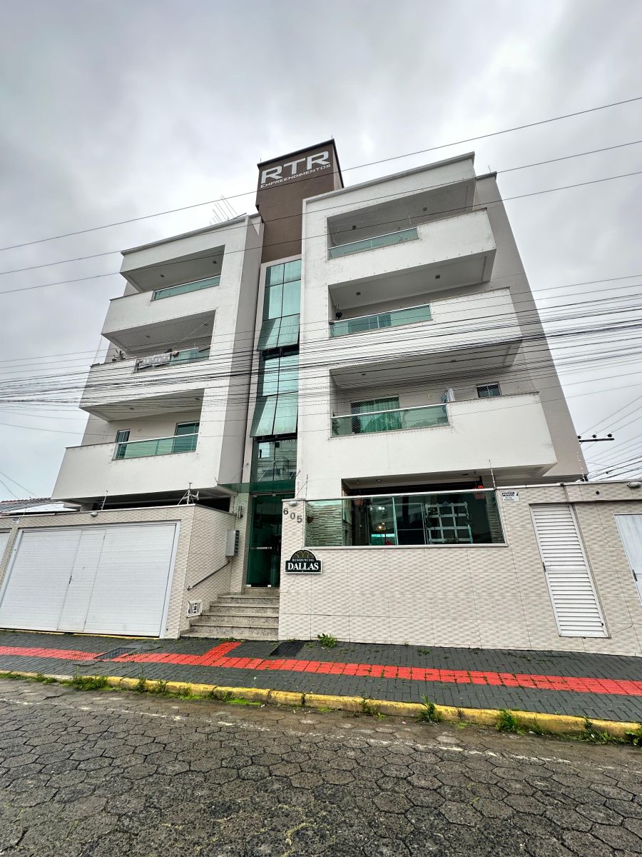 Apartamento - Venda - Centro - Cambori - SC