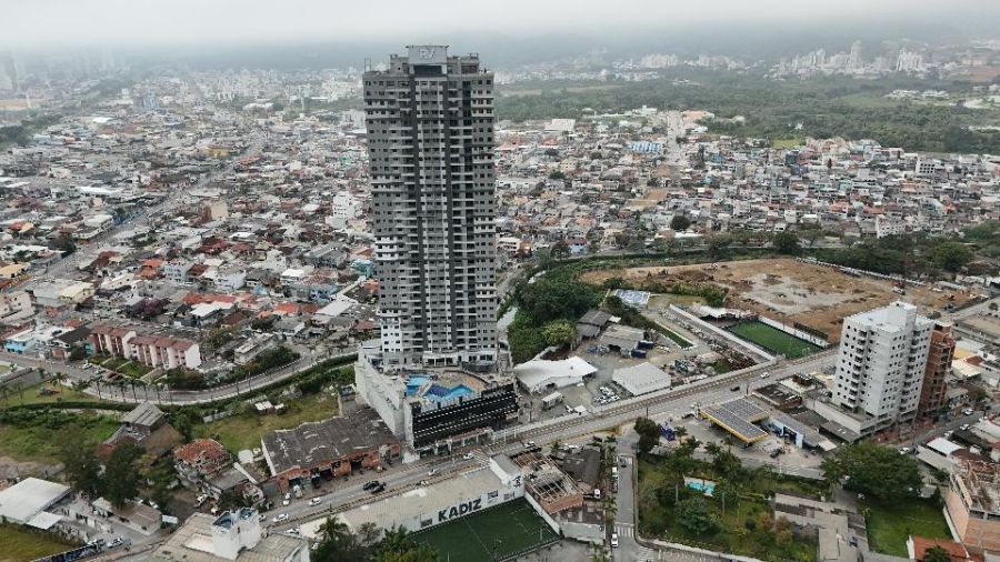 Apartamento - Venda - Tabuleiro - Cambori - SC