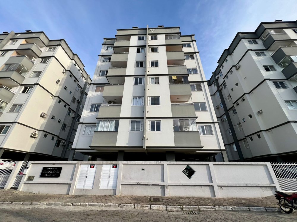 Apartamento - Venda - Centro - Cambori - SC