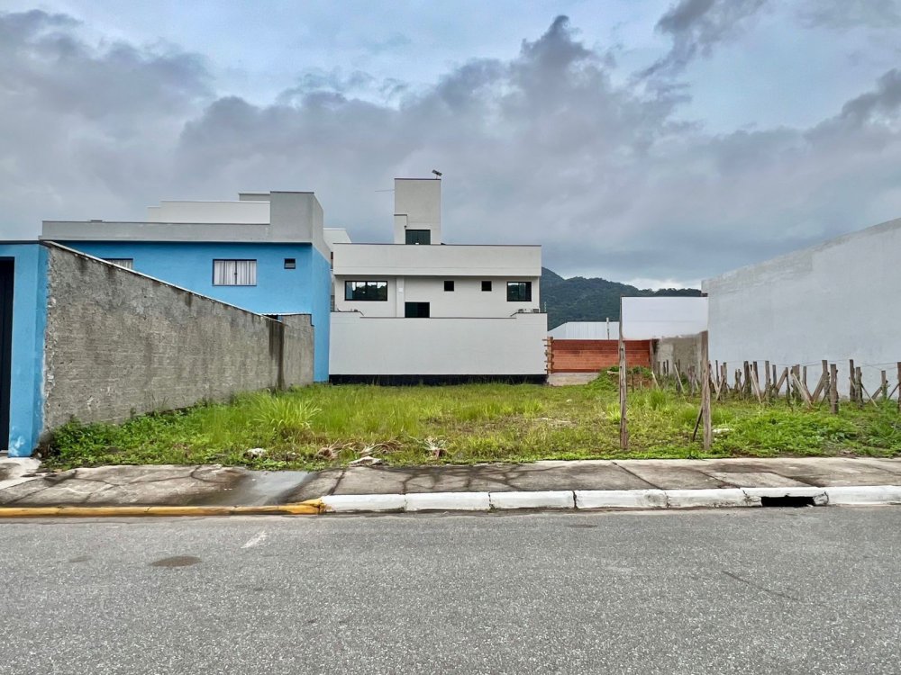 Terreno - Venda - Rio Pequeno - Cambori - SC