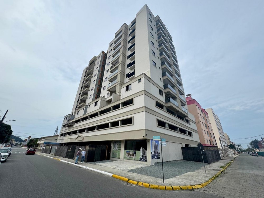 Apartamento - Venda - Tabuleiro - Cambori - SC