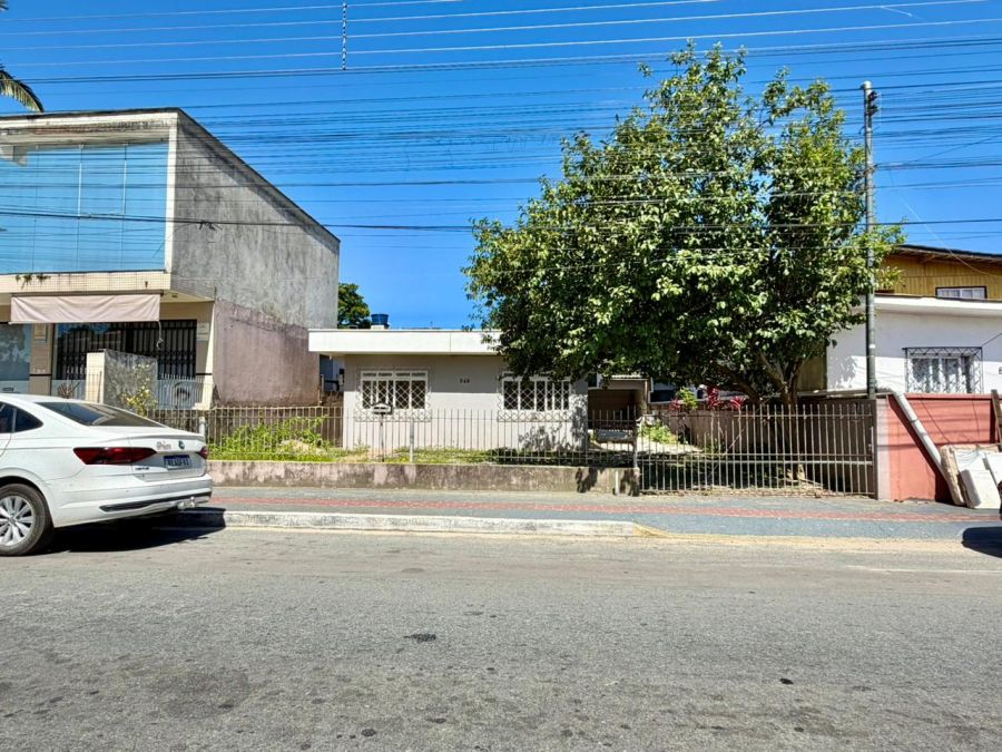 Terreno - Venda - Areias - Cambori� - SC