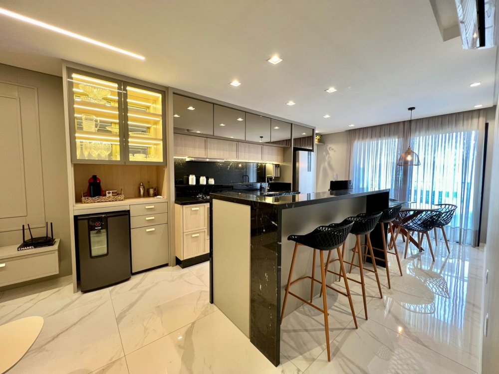 Apartamento - Venda - Centro - Cambori - SC