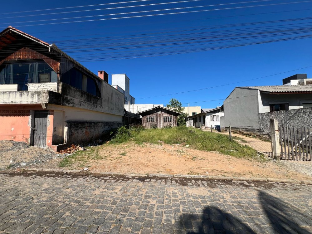 Terreno - Venda - Centro - Cambori - SC