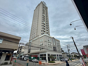THE CITY�S MAGNIFIC RESIDENCE