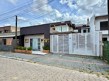 Casa � Venda